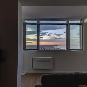 Favoloso Attico Vista Mare Apartment *