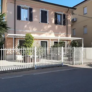 Open Space A 5 Minuti Dalla Di Rimini! - Homeunity *