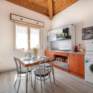 La Casina Dei Cachi * Rimini
