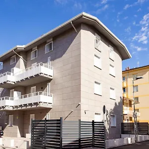 Apho Aparthotel *