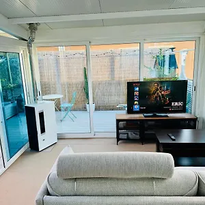 Rooftop-marinacentro-unique-beach-fun-smart-loveapt-train-park Apartment