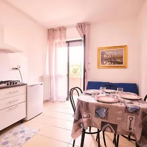 Porticciolo 1 Fronte Mare X 8 Persone By Affitti Brevi Apartment