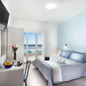 Hotel Platinum 3*
